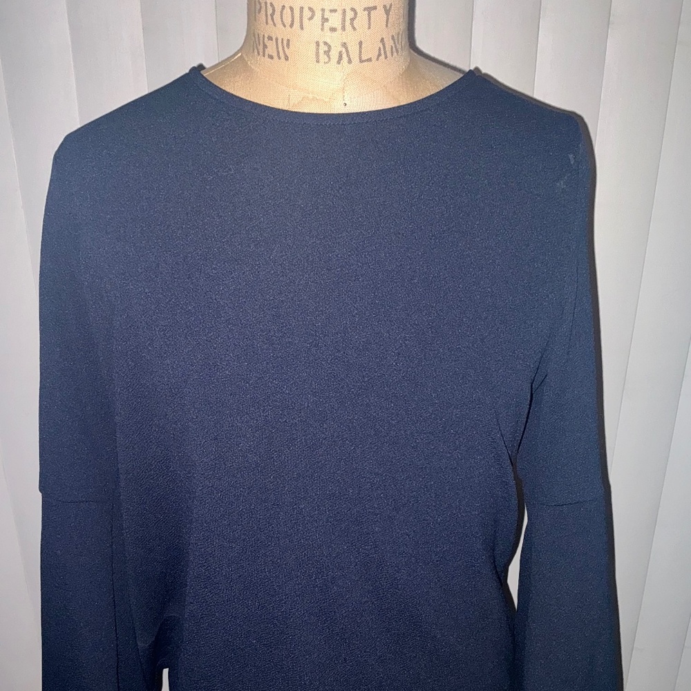 Green envelope Top with flowy sleeves size xl